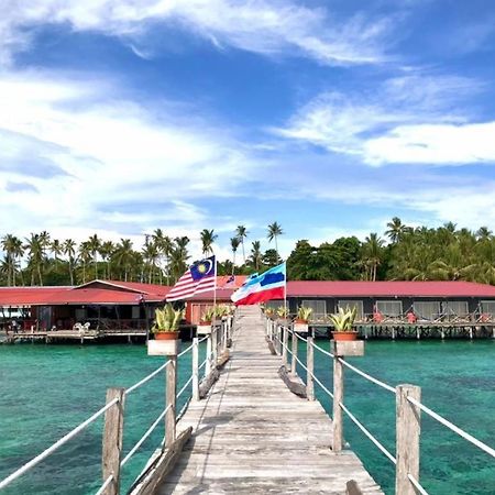 Apartamento Mabul Backpackers Mabul Island Exterior foto