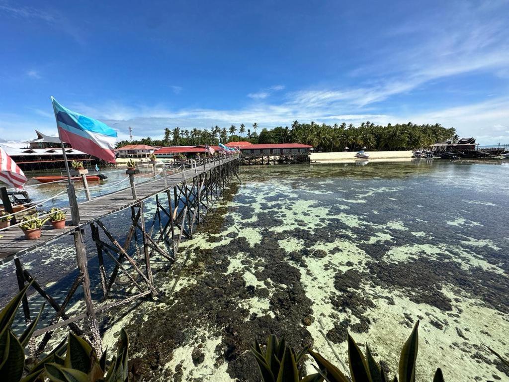 Apartamento Mabul Backpackers Mabul Island Exterior foto